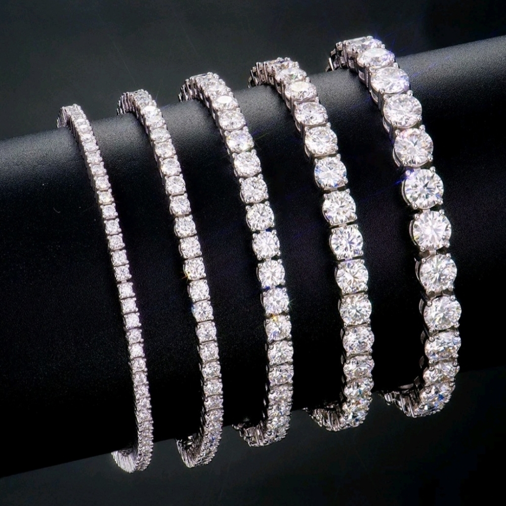 2mm 7inch Rhodium Over 925 Sterling Silver Bracelet With Moissanite Diamonds